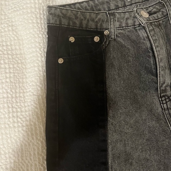 Two toned Black-Grey Denim Jeans (S) - Picture 4 of 4
